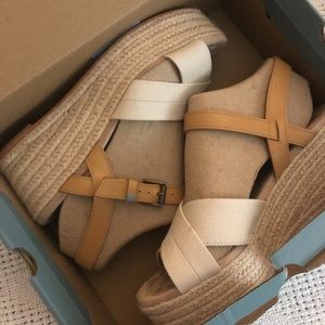 TOMS Willow Sandal